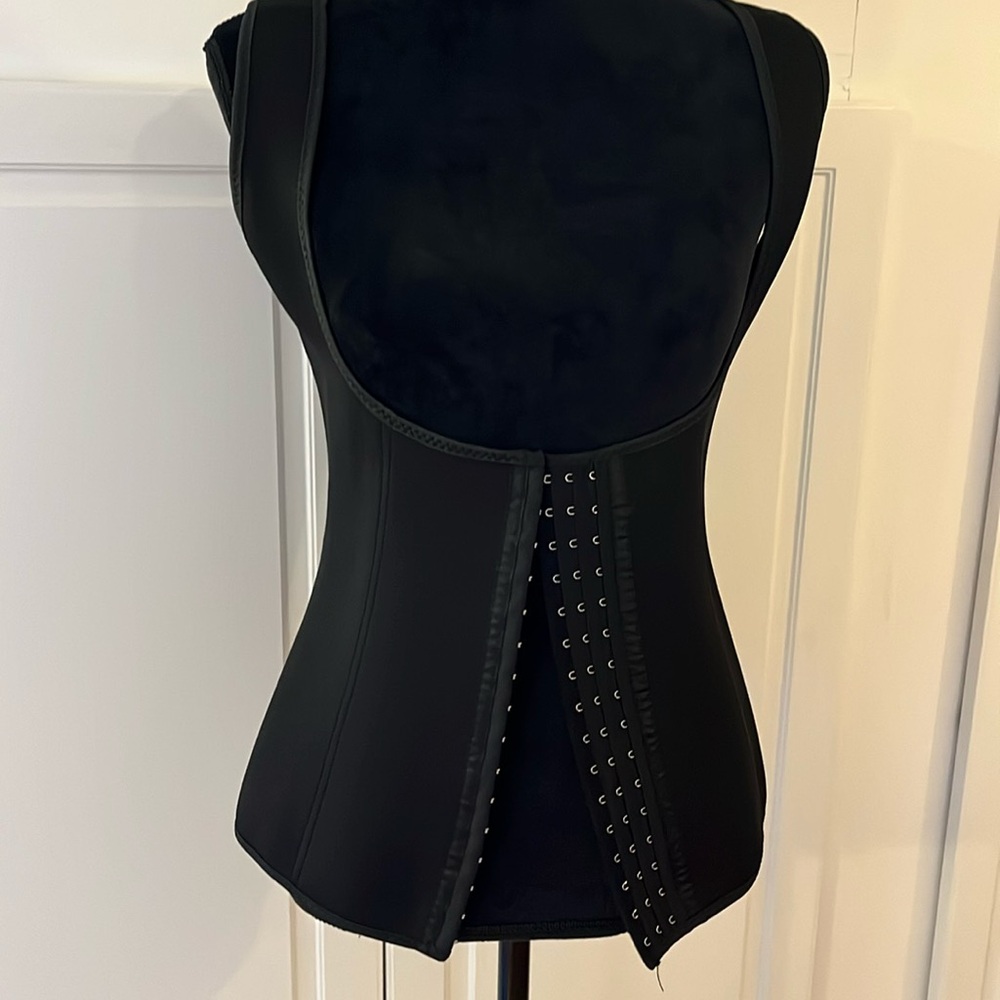 Back support / waist trainer XL